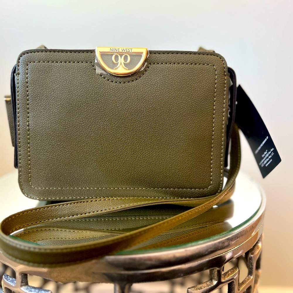 NWT Nine West mini crossbody purse in this olive color is great for any occasion
